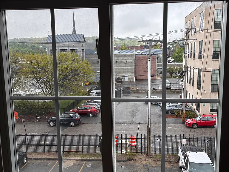 31 Willow St #3 — Photo 9