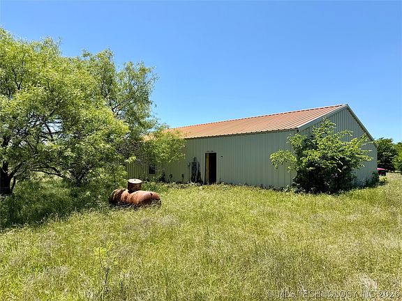 3rd image of 13717 Prairie Valley Rd