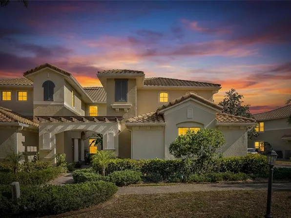 1420 Emerald Dunes Dr, Sun City Center, FL 33573