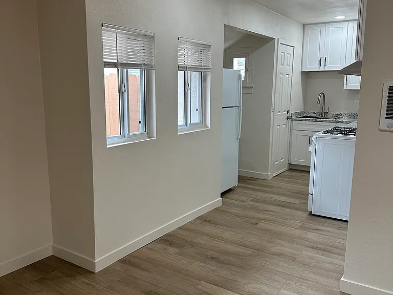 5066 Voltaire St #3 — Photo 3