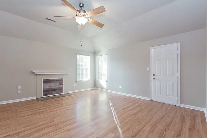 14002 Whitehurst Cir SW — Photo 5