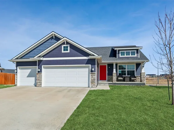 2425 SE Sawyer Point, Waukee, IA 50263