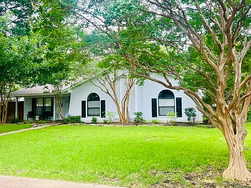 2305 Shady Creek Dr Photo 1