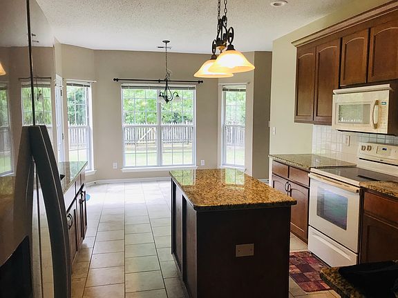 2nd image of 126 Champions Green Ln