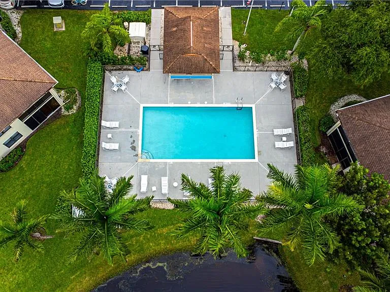 4410 Chantelle Dr #H-205 — Photo 24