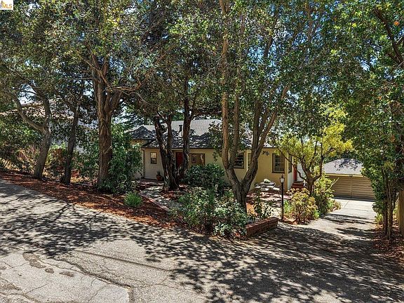 4th image of 3014 Guido St
