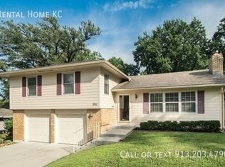 9151 Somerset Dr, Overland Park, KS 66207