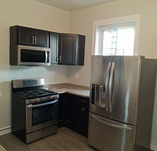 1009 W Garfield Blvd #1 — Photo 16