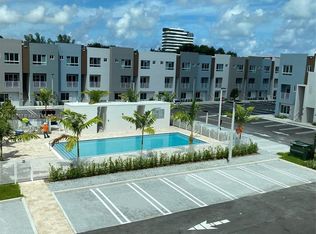 Aventura Villas Condo, Miami, FL 33180