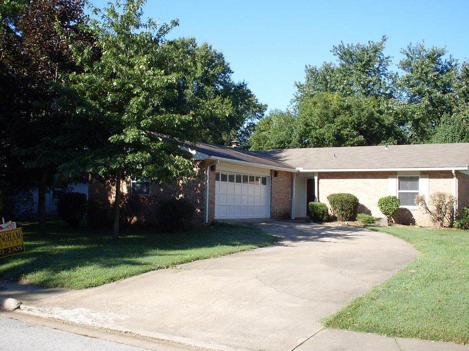 1st image of 3741 N Whippoorwill Ct