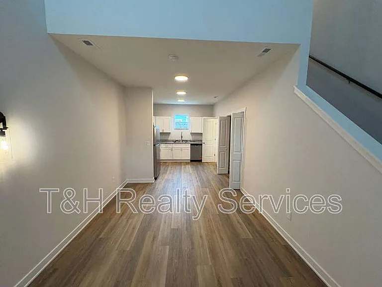 415 N Walcott St #C — Photo 5