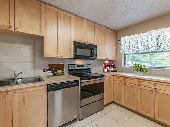 4th image of 3400 Tyne Ln #3402
