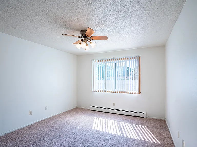 Fargo, ND Betty Ann Apartments | Bedroom