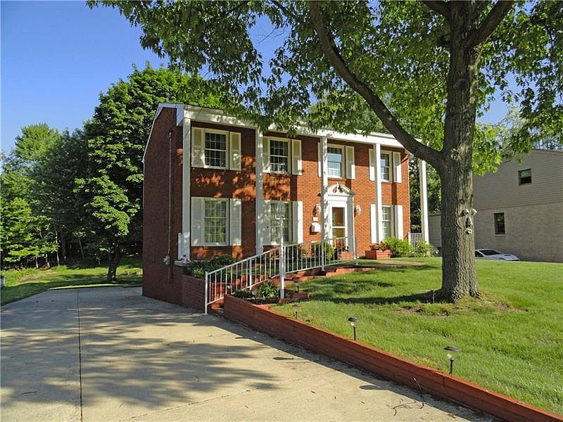 1st image of 400 Sherrick Dr