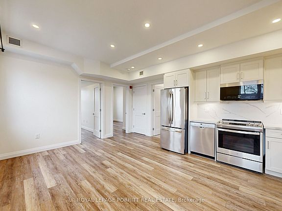 5th image of 254 Armadale Ave #3