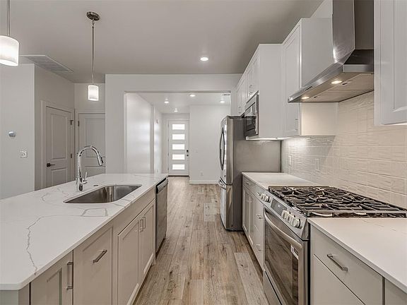7th image of this home