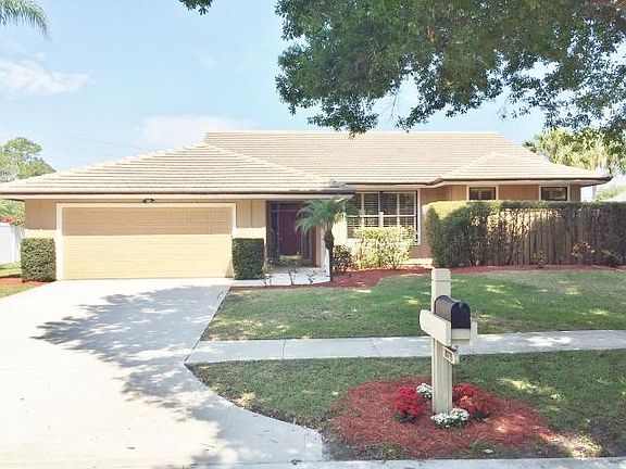 3rd image of 18775 Misty Lake Dr