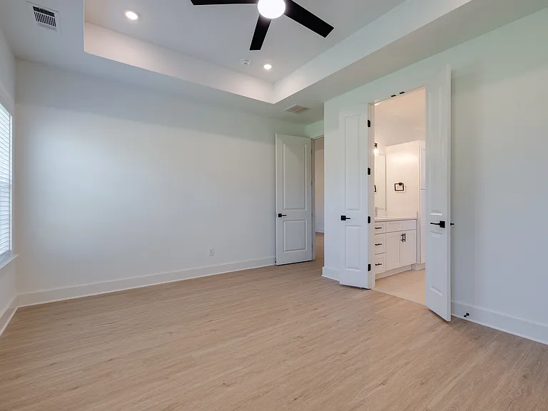 4382 McSwain Dr — Photo 9