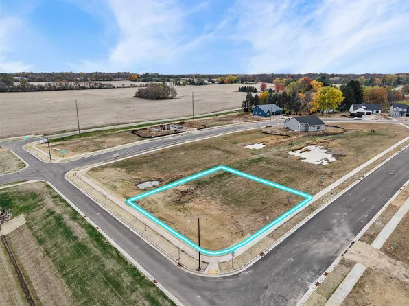 319 Wild Rose Way #43, Stoughton, WI 53589