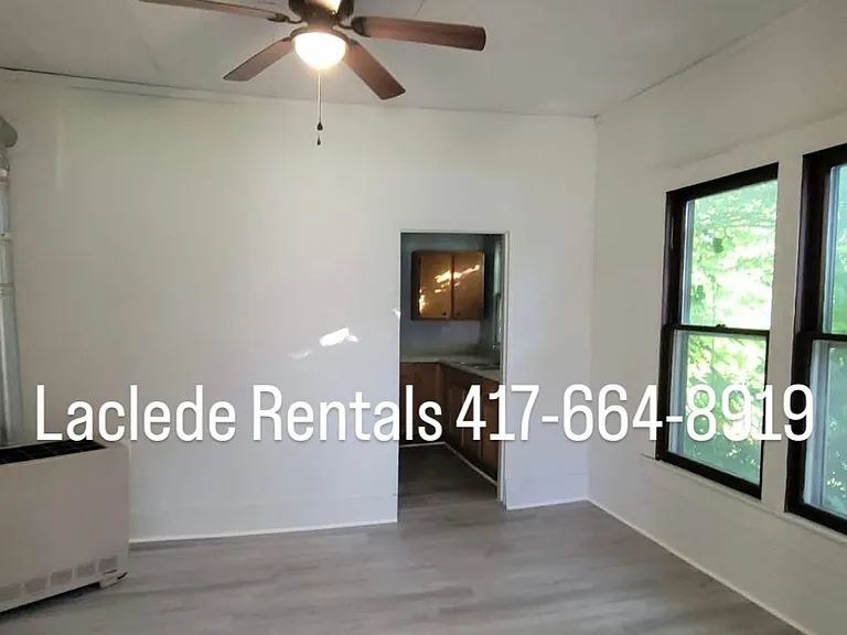 325 W 2nd St — Photo 11
