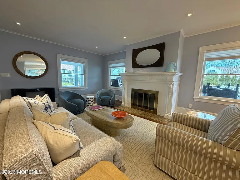 125 Cedar Ave — Photo 8