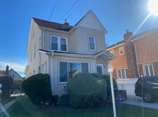 13141 231st St, Springfield Gardens, NY 11413