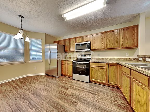 4th image of 4316 Campus Hills Cir