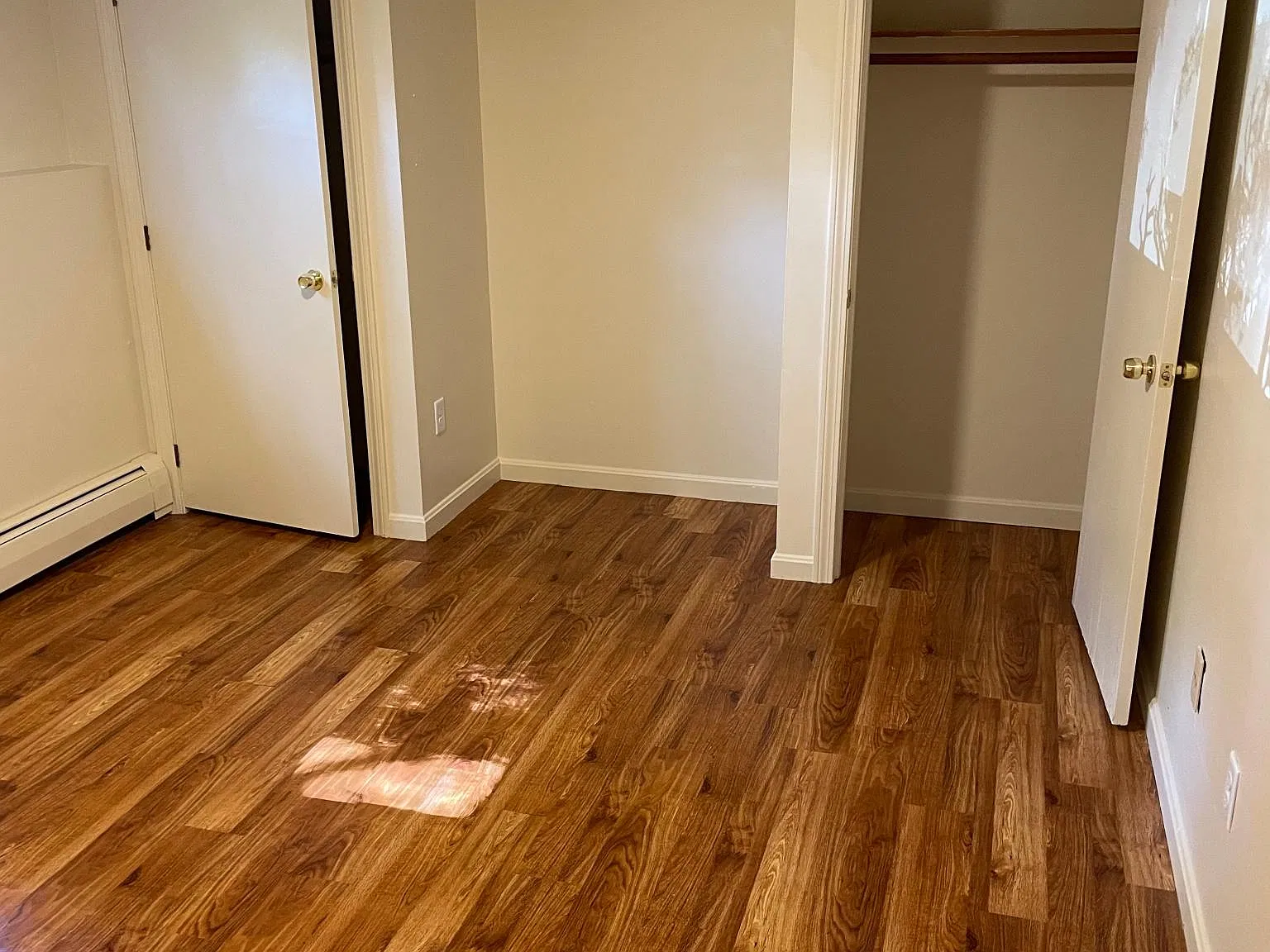 6 Greenleaf Dr — Photo 4