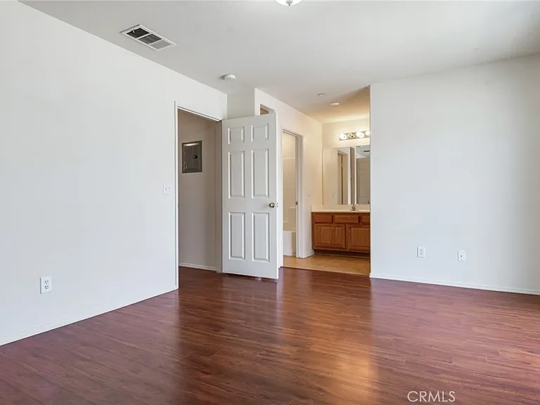 1555 Orange Ave #404 — Photo 16
