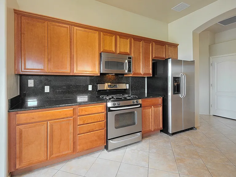 _08-Kitchen1_09102021