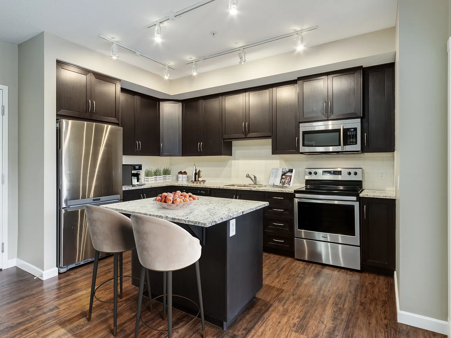 The Laurier — Photo 1