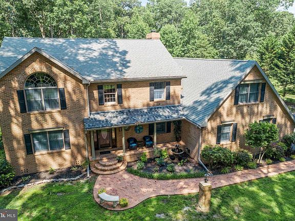 2nd image of 25 Woodland Dr
