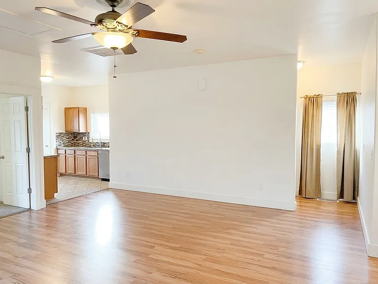4227 W Degray Dr — Photo 3