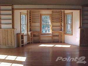 10 Blacks Run family room a