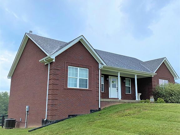 4th image of 486 Oak Tree Way
