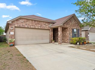 10319 Fort Davis Trl, San Antonio, TX 78245