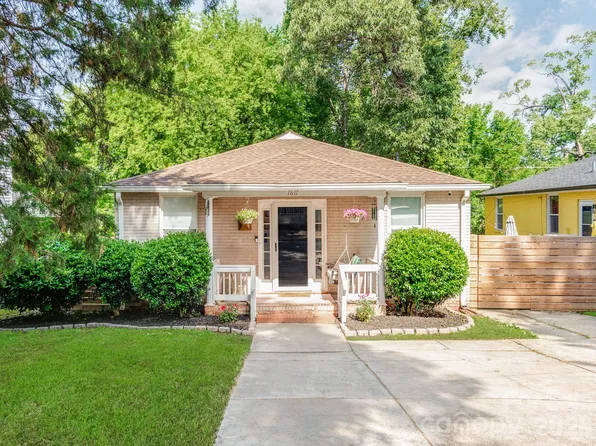 1817 Rush Wind Dr, Charlotte, NC 28206