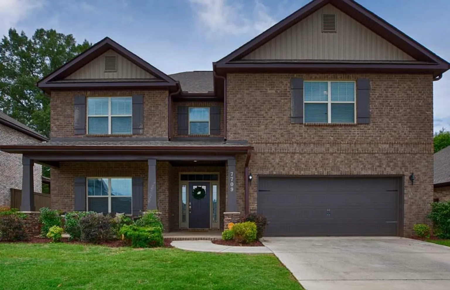 5 bed, 2.5 bath, 3118 sqft, $3,595 — Photo 2