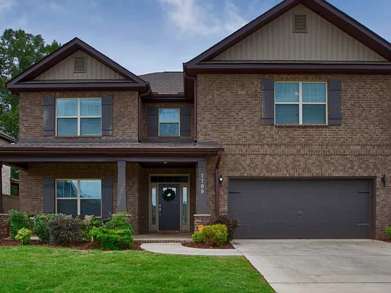 7709 N Catawba Cir — Photo 2