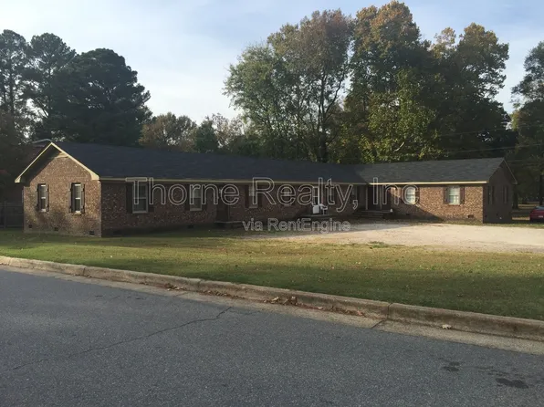 1420 Barnes St, Rocky Mount, NC 27801