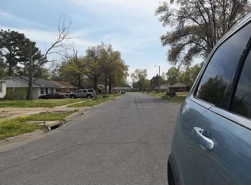 2nd image of 745 Holiday Dr