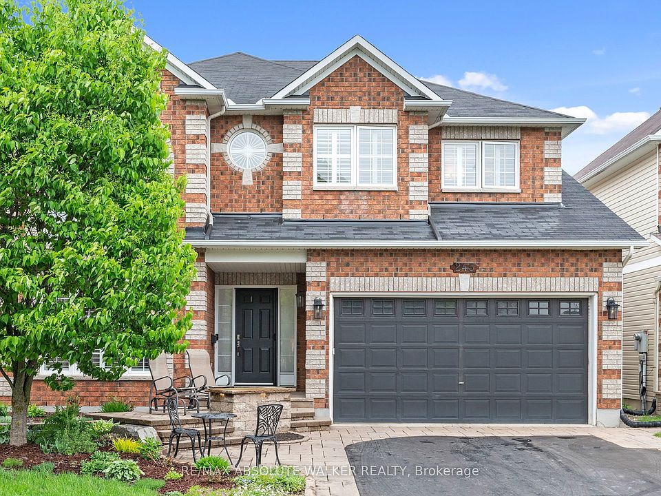 1st image of 245 Lucinda Cres