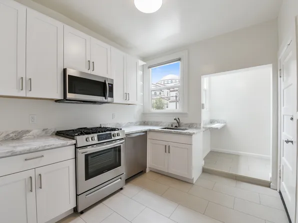 60 Woodward St #60, San Francisco, CA 94103
