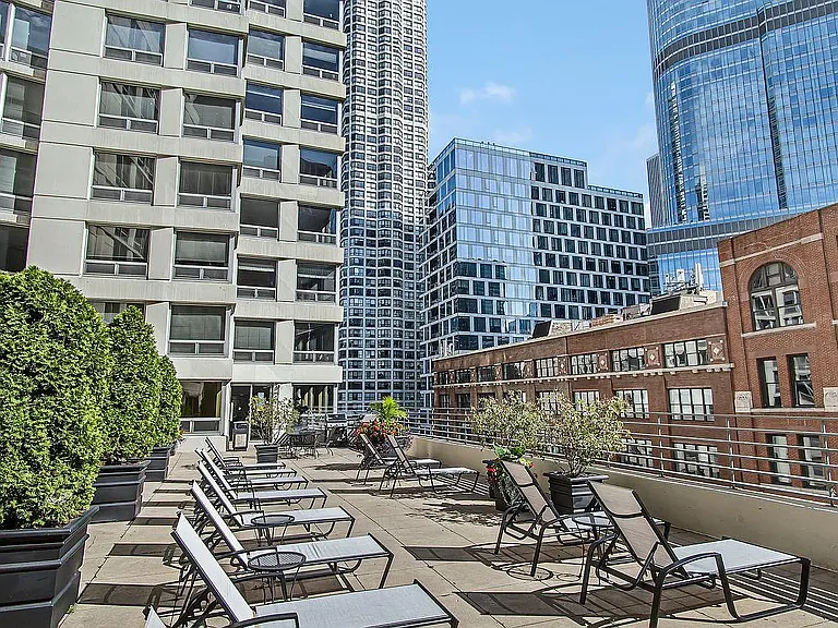 440 N Wabash Ave #3701 — Photo 17