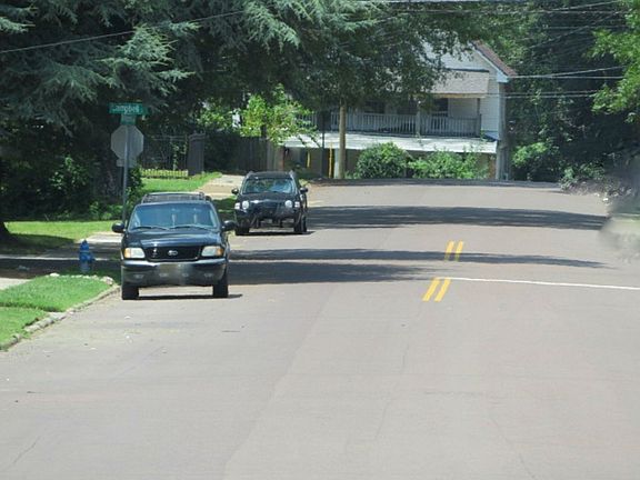 5th image of 151 Arlington Ave