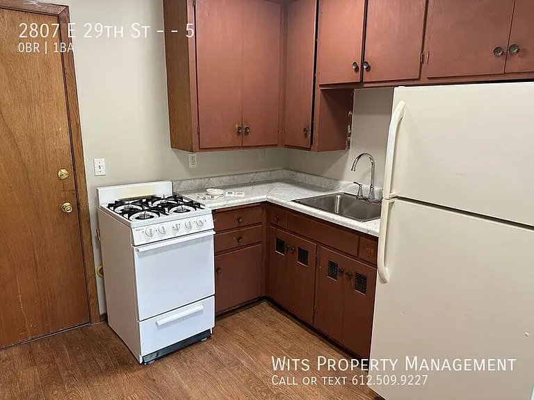 2807 E 29th St #5 — Photo 2