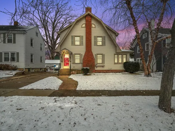 524 70th STREET, Kenosha, WI 53143