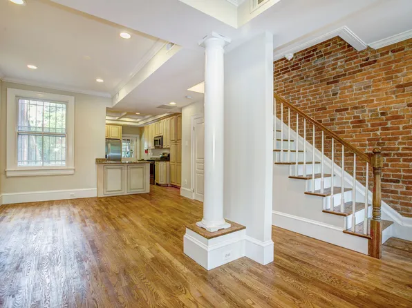 633 C St NE, Washington, DC 20002
