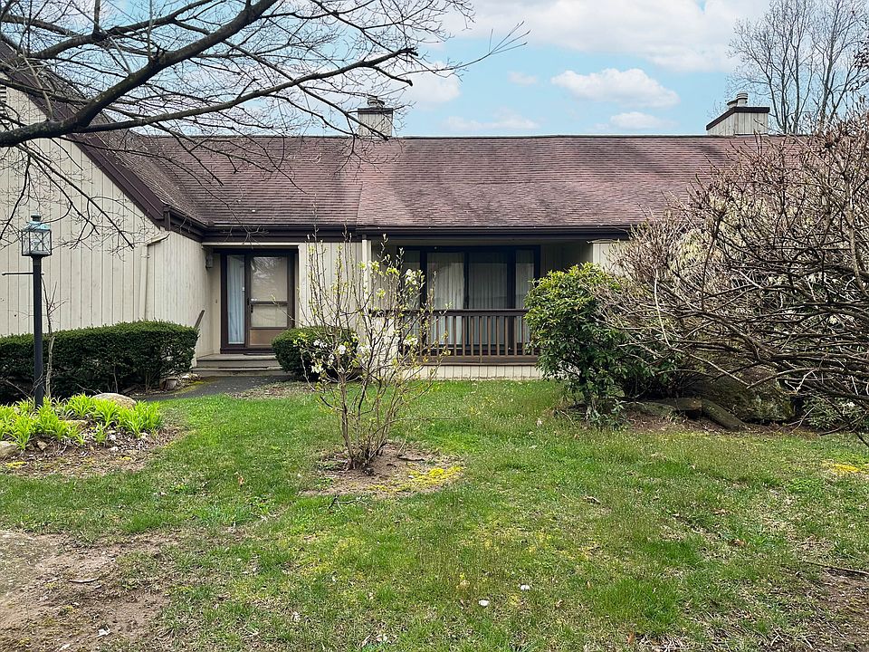 645 Onondaga Ln #B, Stratford, CT 06614 | Zillow