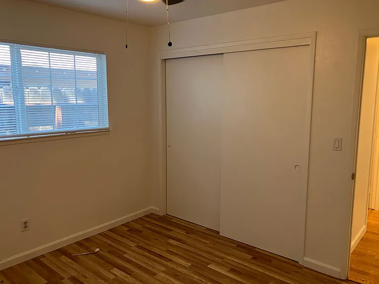 1704 Ellison Dr — Photo 10